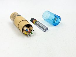 Моливи в цилиндър