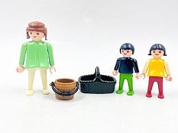 Човечета playmobil