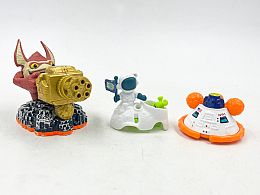 Фигурка с картечница