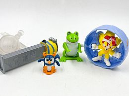 Фигурки и жаба с механизъм