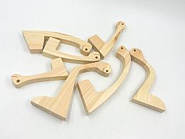 Голени дървени животинки