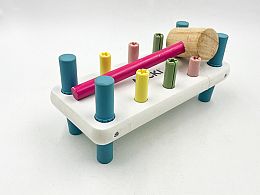 Мики дървена с чук голяма игра