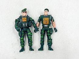 Войници 2 бр