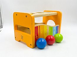 Масивна дървена игра с топки