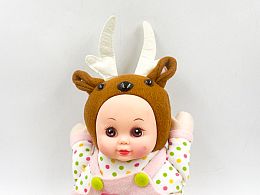 Мека кукла с еленска шапка