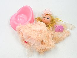 Кукличка с гърне