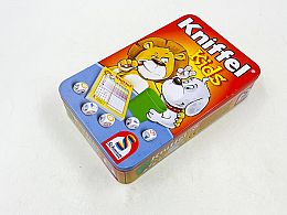 Игра в метална кутия  със зарчета