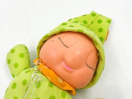 Голямо бебе ларва