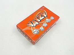 Игра със зарчета YATZU