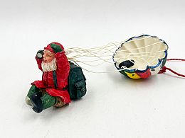 Керамичен дядо с парашут
